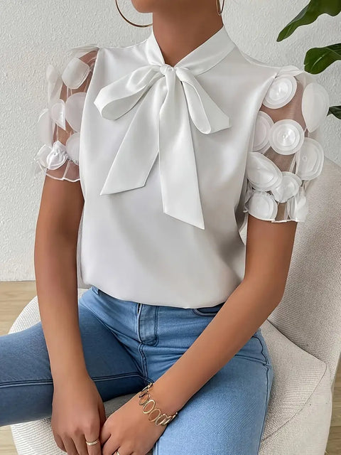 Catharina - Elegante Bluse mit Krawattenausschnitt