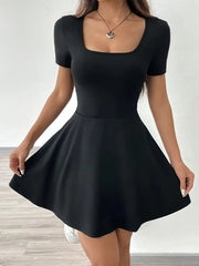 Zelma - Elegantes kurzärmeliges Kleid für Frauen