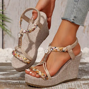 Thelma - Bequeme orthopädische Keilsandalen