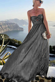 Chloé | Elegantes glänzendes Off-Shoulder-Kleid