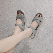 Mercy - Bequeme orthopädische Keilsandalen