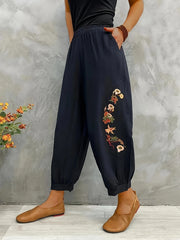 Nancy - Schicke Freizeithose mit Blumenstickerei für Damen