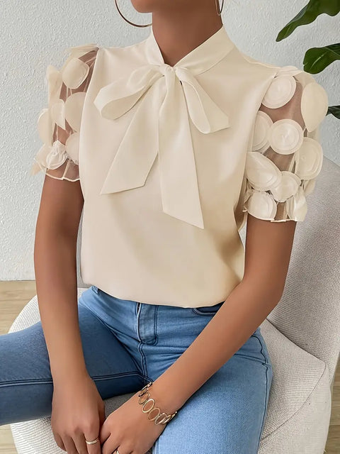 Catharina - Elegante Bluse mit Krawattenausschnitt