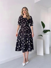 Catherine - Feminines Blumenkleid mit Puffärmeln