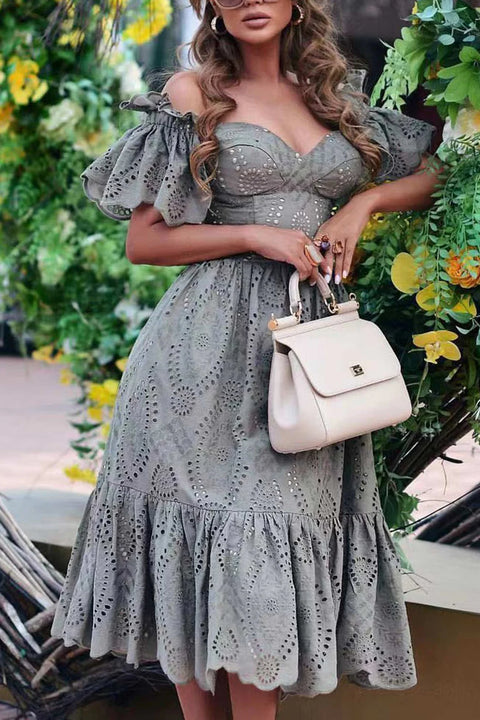 Alice - Schulterfreies ausgehöhltes Rüschenkleid