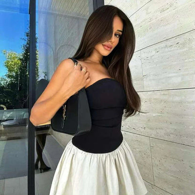 Emilie - Trägerloses Minikleid
