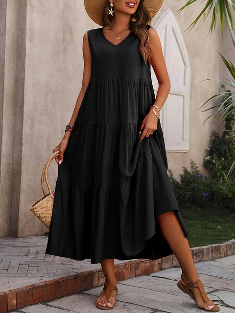 Aurinda - Ärmelloses Kleid mit gerafftem Saum und V-Ausschnitt