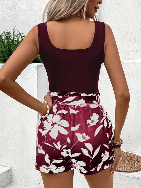 Agatha - Zweiteiliges Set aus bedrucktem Top und Shorts mit Gürtel