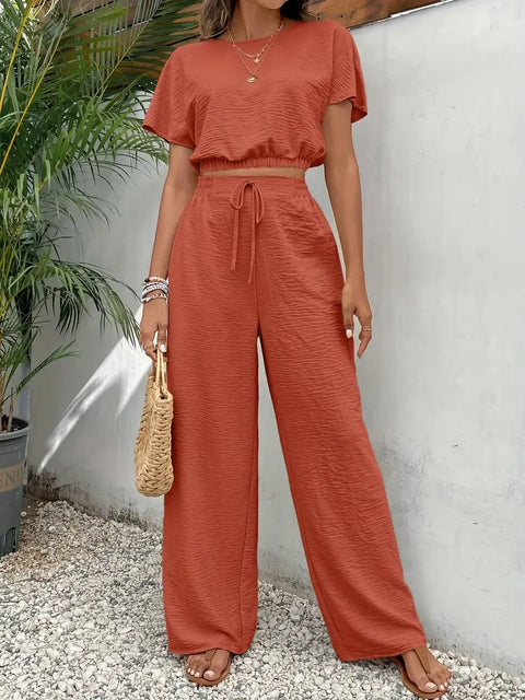Amity - Crop-Top mit Fledermausärmeln und Hose mit Kordelzugtaille