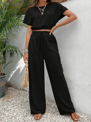 Amity - Crop-Top mit Fledermausärmeln und Hose mit Kordelzugtaille