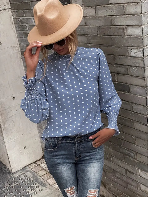 Elsie - Elegante gepunktete Bluse mit gerafften Ärmeln für Damen