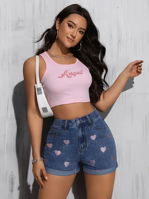 Zina - Denim-Shorts mit gestickten Herzen und gerolltem Saum für Frauen
