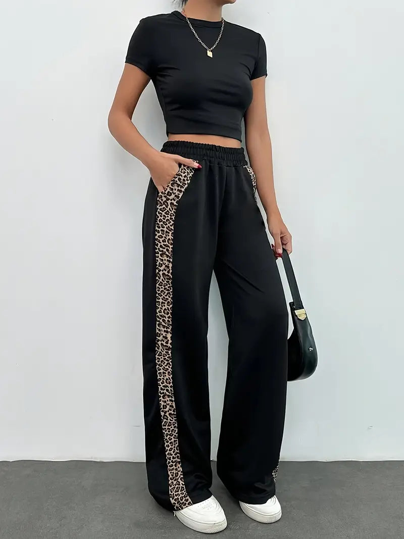 Dovie - Elegante Hose mit geradem Bein und seitlichen Streifen im Leopardenmuster