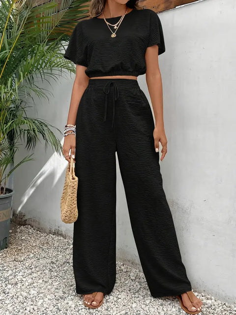 Amity - Crop-Top mit Fledermausärmeln und Hose mit Kordelzugtaille